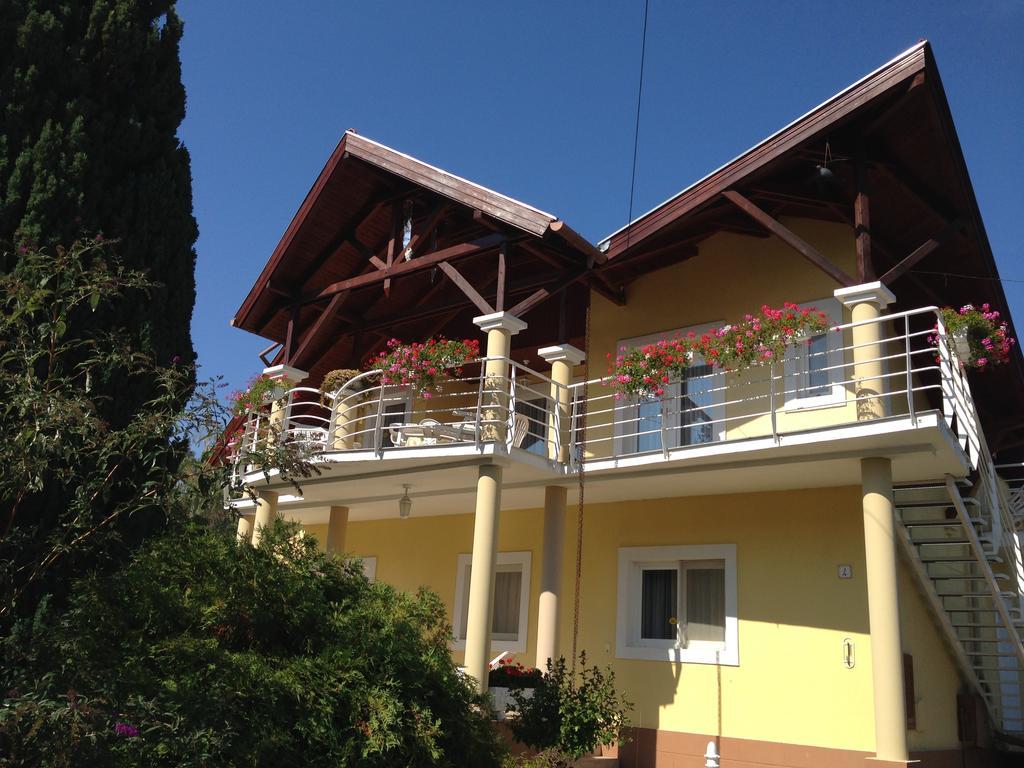 Villa Natalia Хевиз Экстерьер фото