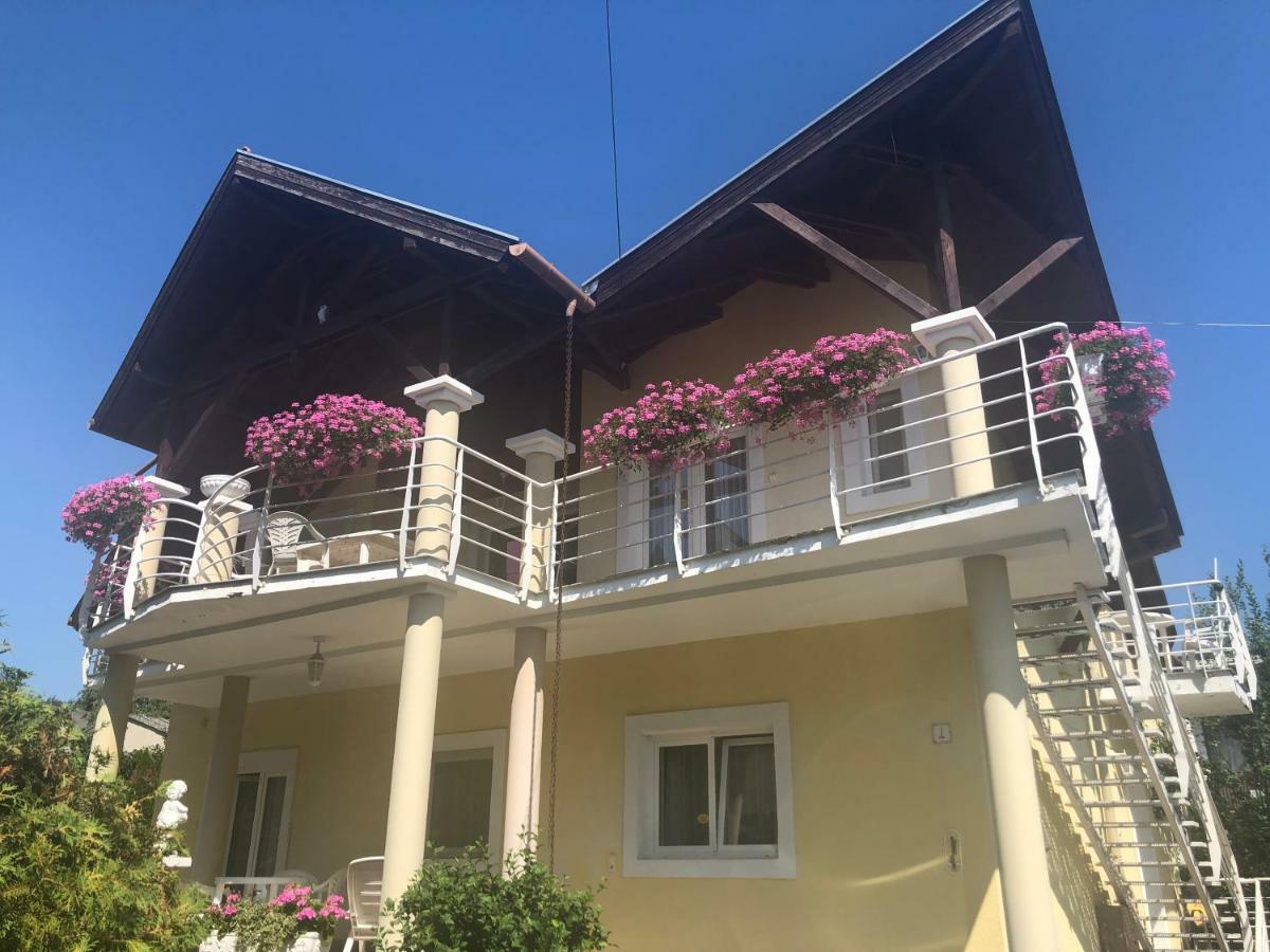 Villa Natalia Хевиз Экстерьер фото